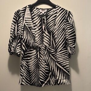 Panama Jack Black and White Leaf Pattern Blouse
